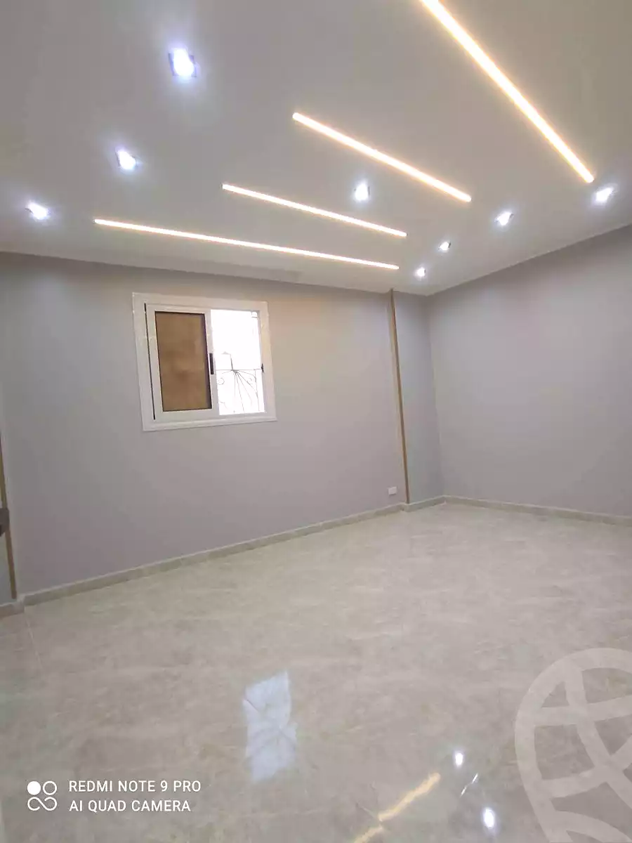 https://aqarmap.com.eg/ar/listing/7148233-for-sale-alexandria-el-asafra-shr-45