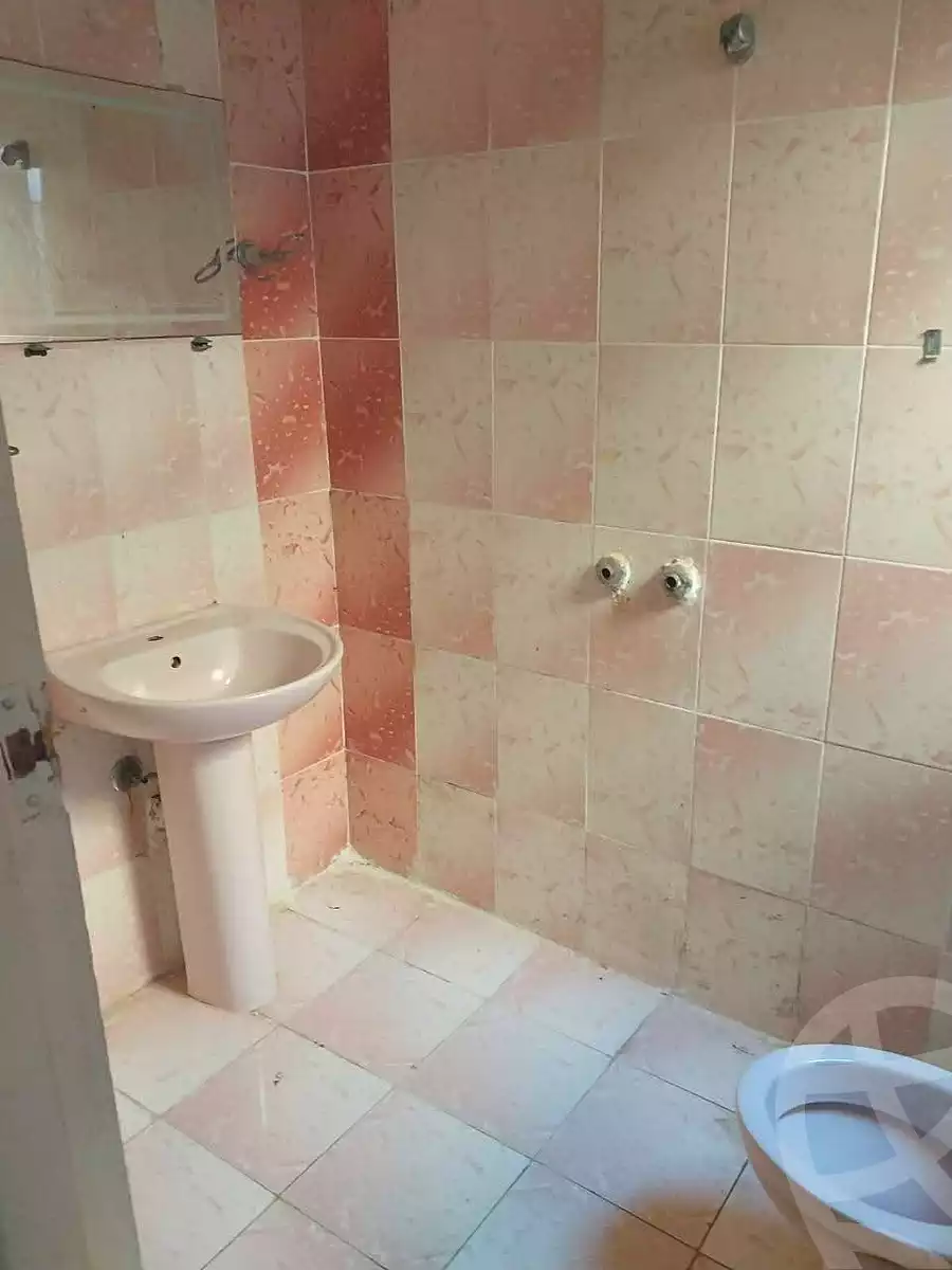 https://aqarmap.com.eg/ar/listing/7148309-for-sale-alexandria-al-agamy-el-hanouvel-el-salam-st