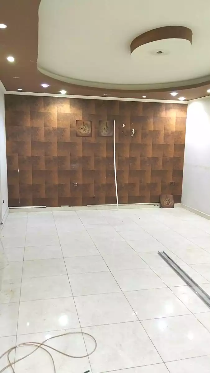 https://aqarmap.com.eg/ar/listing/7148578-for-rent-cairo-helwan-sherif-st