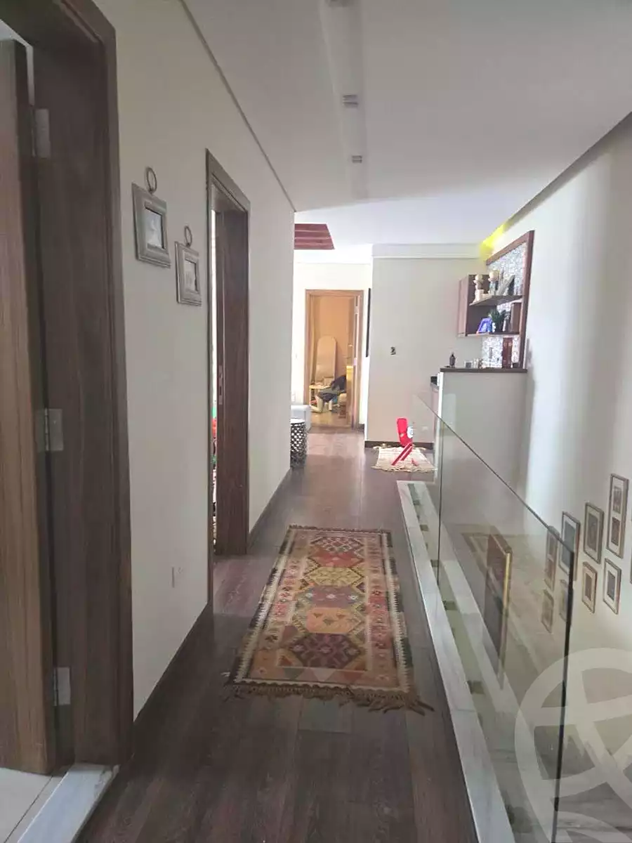 فيلا بـ٤ غرف نوم في ماونتن فيو أي سيتي أكتوبر، صورة ٨ من ١٧