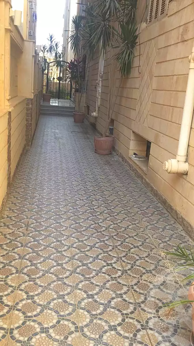 https://aqarmap.com.eg/ar/listing/7149284-for-sale-cairo-new-cairo-el-narges-el-narges-omarat-mohamed-sabry-abu-alam-st