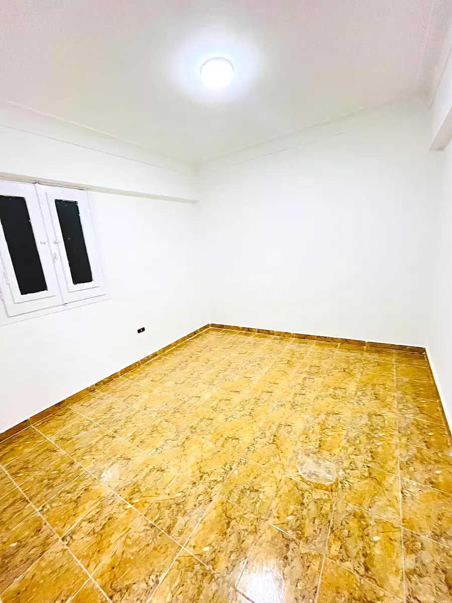 https://aqarmap.com.eg/en/listing/7149346-for-sale-alexandria-al-agamy-shataa-el-nakheel