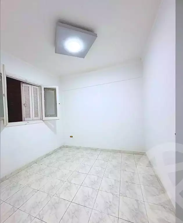https://aqarmap.com.eg/en/listing/7149382-for-sale-alexandria-al-agamy-shataa-el-nakheel