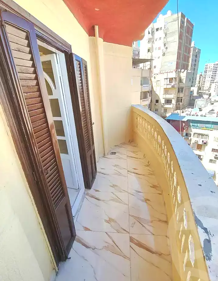 https://aqarmap.com.eg/ar/listing/7149620-for-sale-alexandria-sydy-bshr-sydy-bshr-bhry-gamal-abd-el-nasir-st