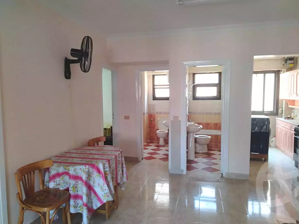 https://aqarmap.com.eg/ar/listing/7149649-for-rent-cairo-6th-of-october-el-ahyaa-neighborhood-1st-al-maahad