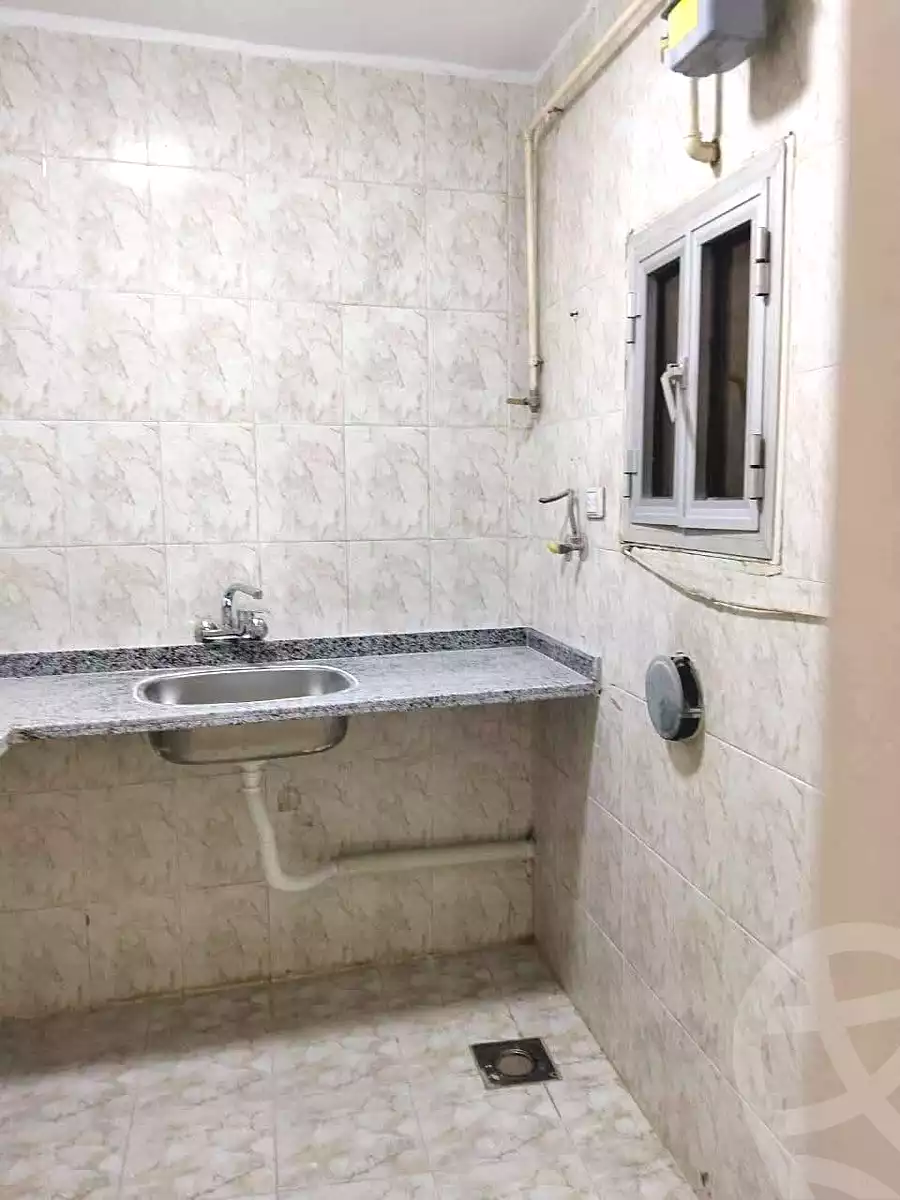 https://aqarmap.com.eg/ar/listing/7149801-for-sale-alexandria-al-agamy-lbytsh-el-hay-st