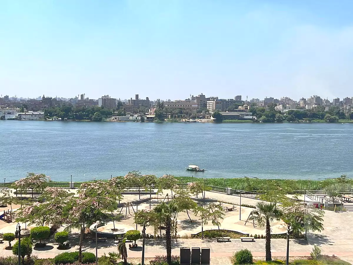 https://aqarmap.com.eg/en/listing/7149778-for-sale-cairo-shoubra-corniche-el-nile-st