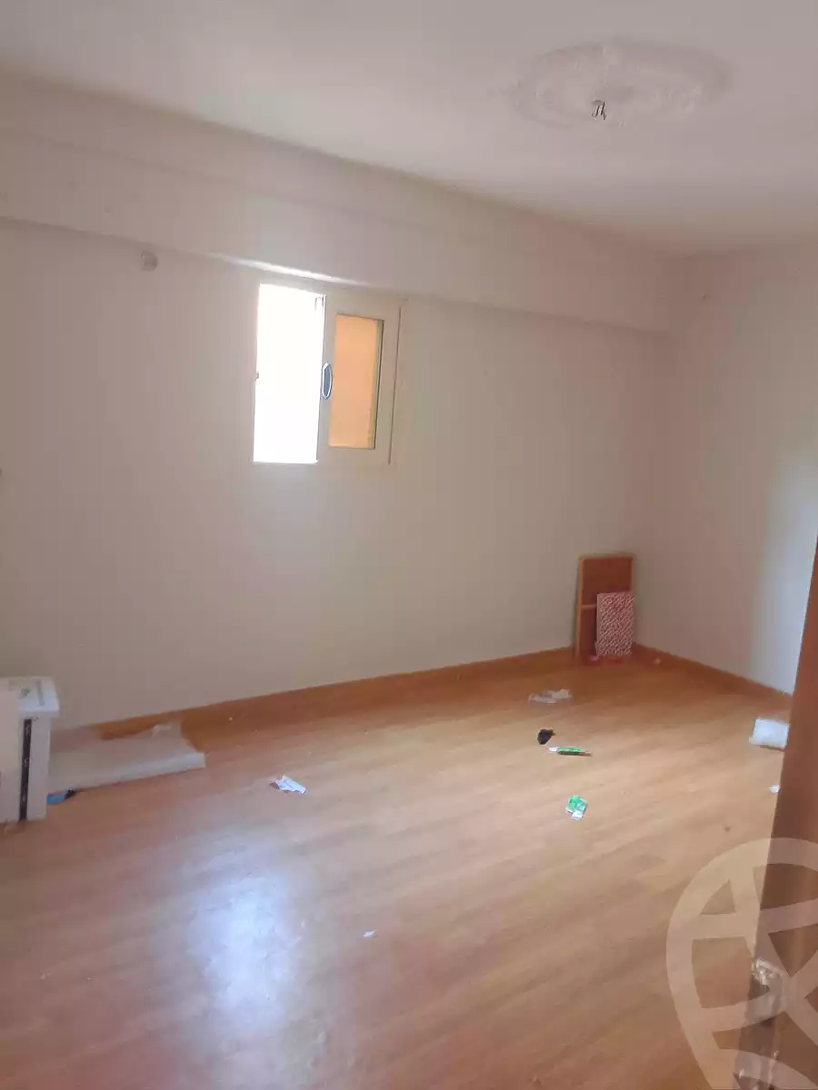 https://aqarmap.com.eg/ar/listing/7149921-for-sale-alexandria-al-agamy-el-hanouvel-el-salam-st