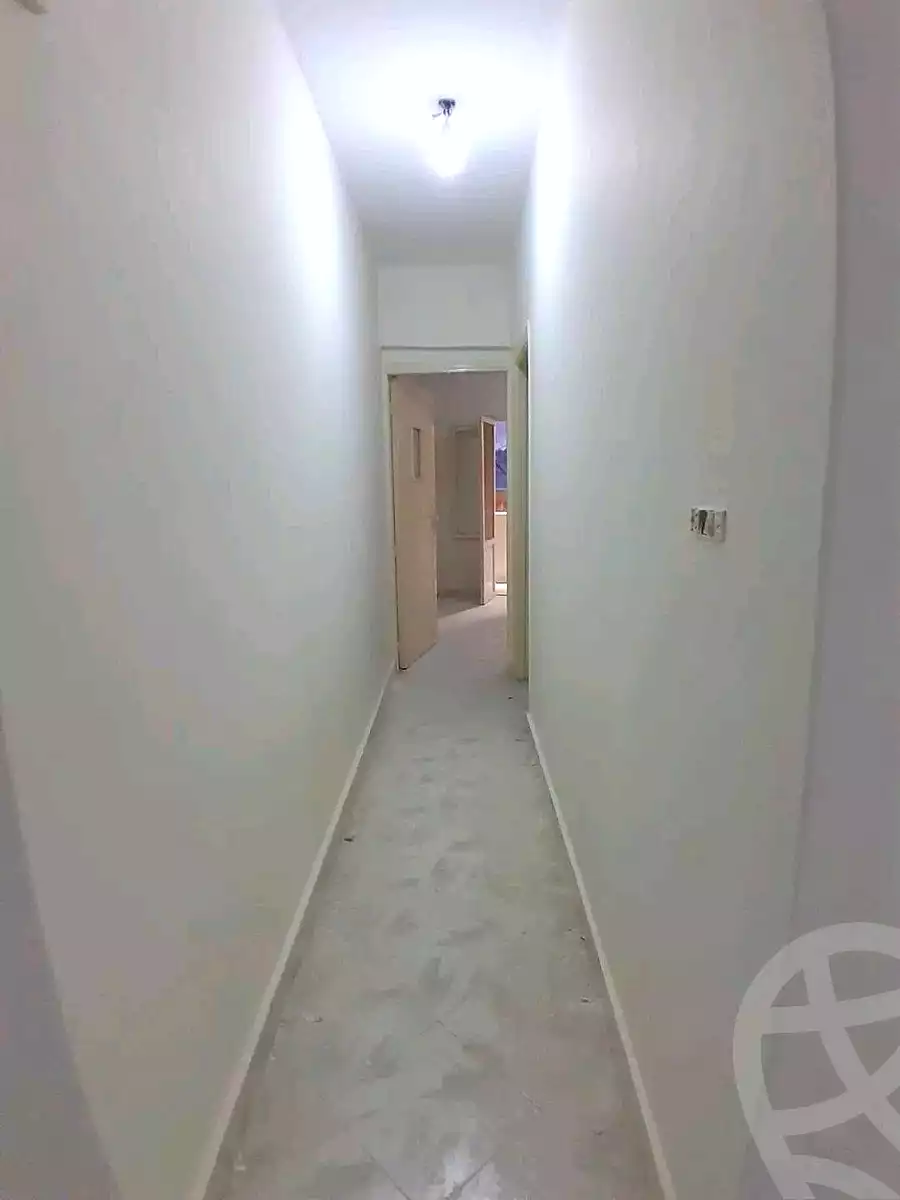 https://aqarmap.com.eg/ar/listing/7149939-for-sale-alexandria-al-agamy-el-hanouvel-radwan-st