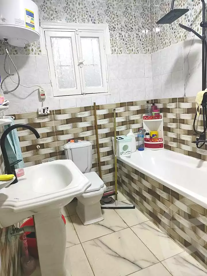 https://aqarmap.com.eg/ar/listing/7150060-for-sale-alexandria-al-agamy-faddah-st