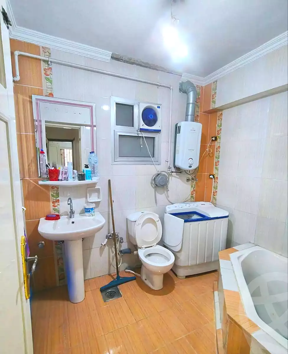 https://aqarmap.com.eg/ar/listing/7150541-for-sale-alexandria-sydy-bshr-sydy-bshr-bhry-gamal-abd-el-nasir-st