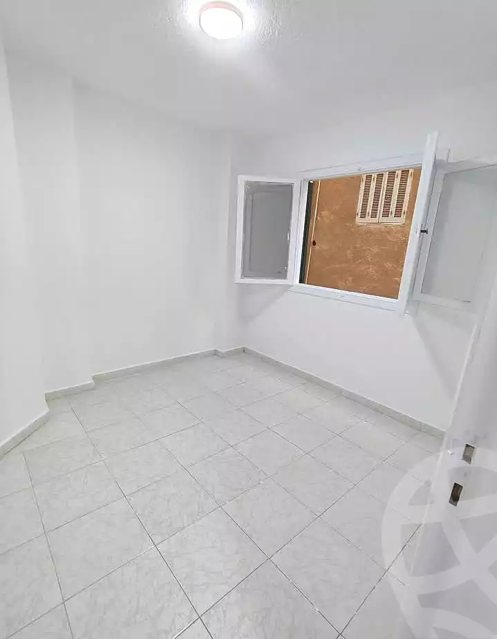 https://aqarmap.com.eg/en/listing/7150565-for-sale-alexandria-al-agamy-shataa-el-nakheel