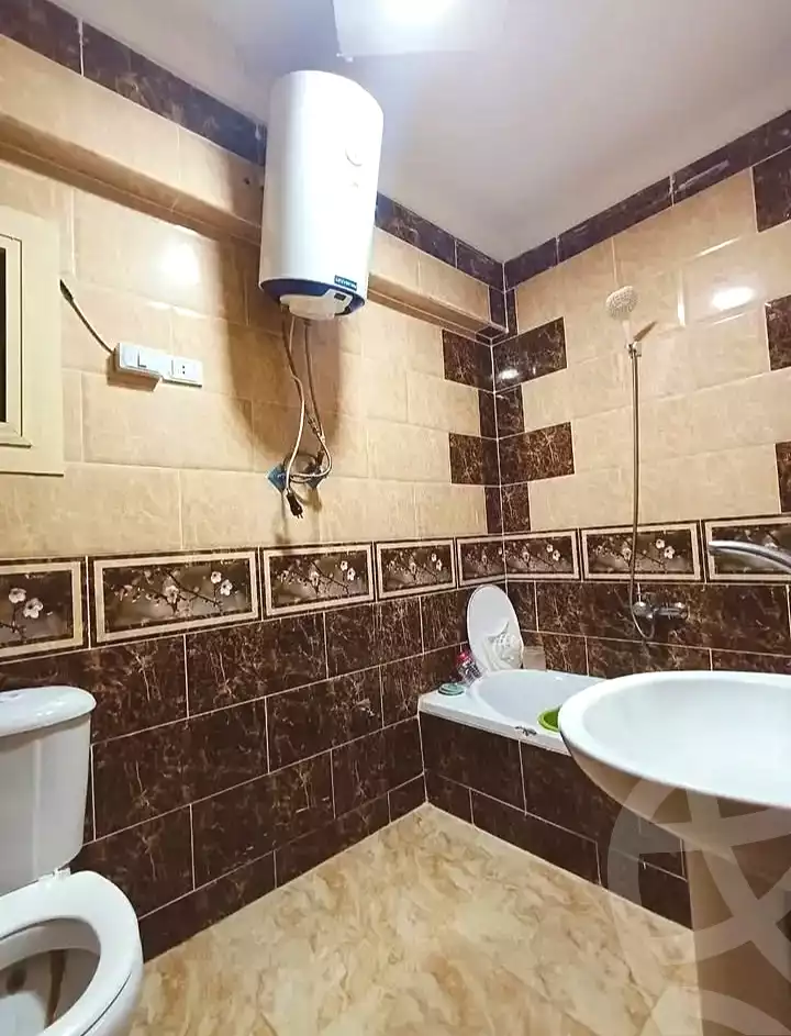 https://aqarmap.com.eg/en/listing/7150893-for-sale-alexandria-al-agamy-lbytsh-bianchiii
