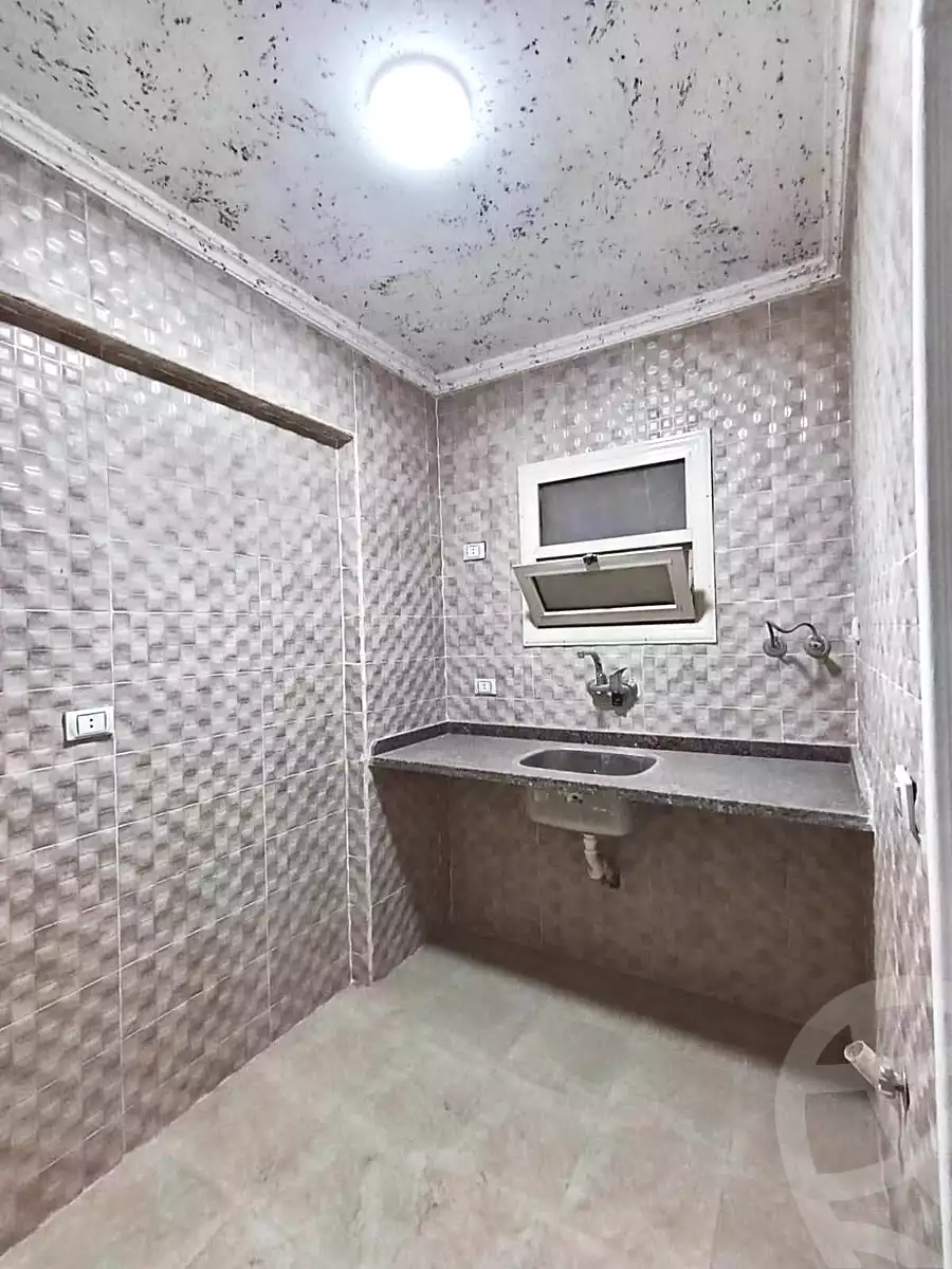 https://aqarmap.com.eg/ar/listing/7150964-for-sale-alexandria-al-agamy-lbytsh-bianchiii