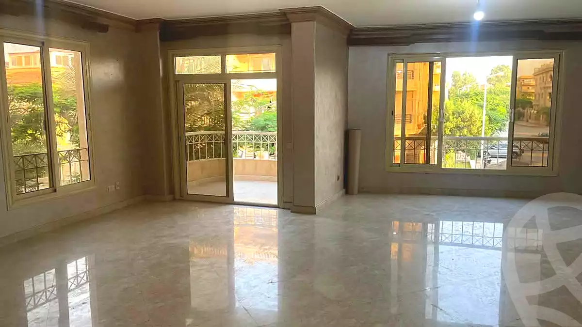 https://aqarmap.com.eg/ar/listing/7151447-for-sale-cairo-new-cairo-ganob-el-akadamiya-south-academy-b-taha-hussein-st