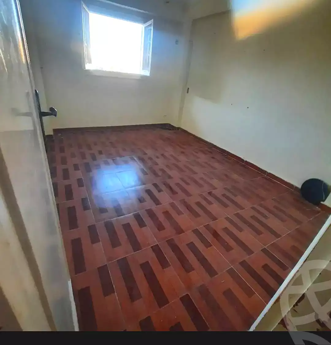 https://aqarmap.com.eg/en/listing/7151572-for-sale-alexandria-al-agamy-el-hanouvel-kasr-al-quiri-st-1