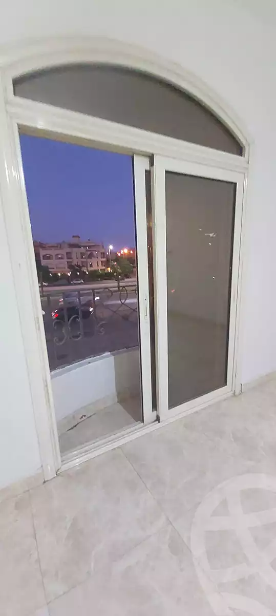 https://aqarmap.com.eg/ar/listing/7151987-for-rent-cairo-new-cairo-ganob-el-akadamiya-south-academy-d-hassan-ibn-thabet-st