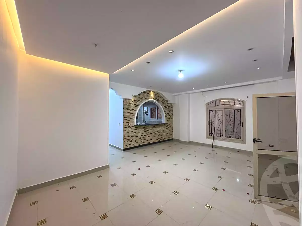 https://aqarmap.com.eg/ar/listing/7152017-for-rent-cairo-new-cairo-ganob-el-akadamiya-south-academy-h-mosaab-ibn-omair-st