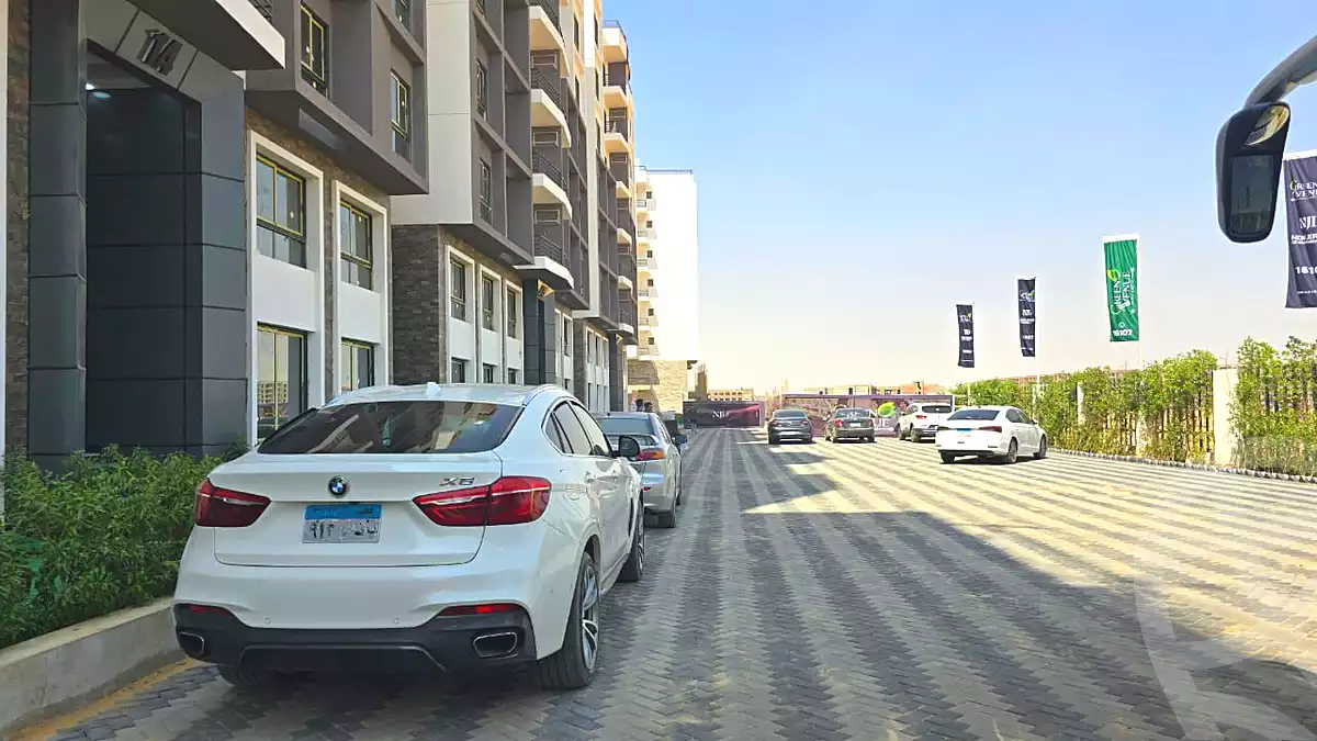 https://aqarmap.com.eg/en/listing/7152087-for-sale-cairo-new-administrative-capital-r7-green-avenue