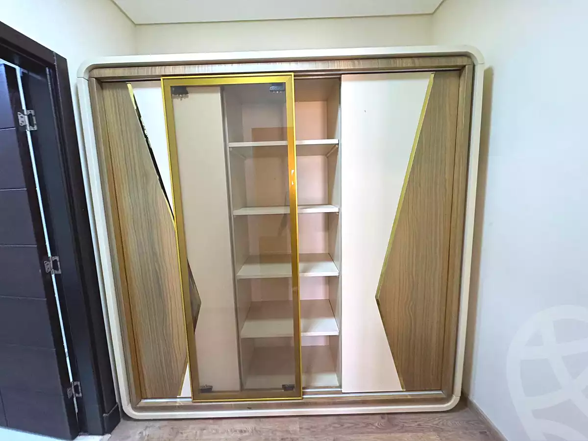 https://aqarmap.com.eg/en/listing/7152112-for-sale-cairo-new-cairo-compounds-ninety-avenue
