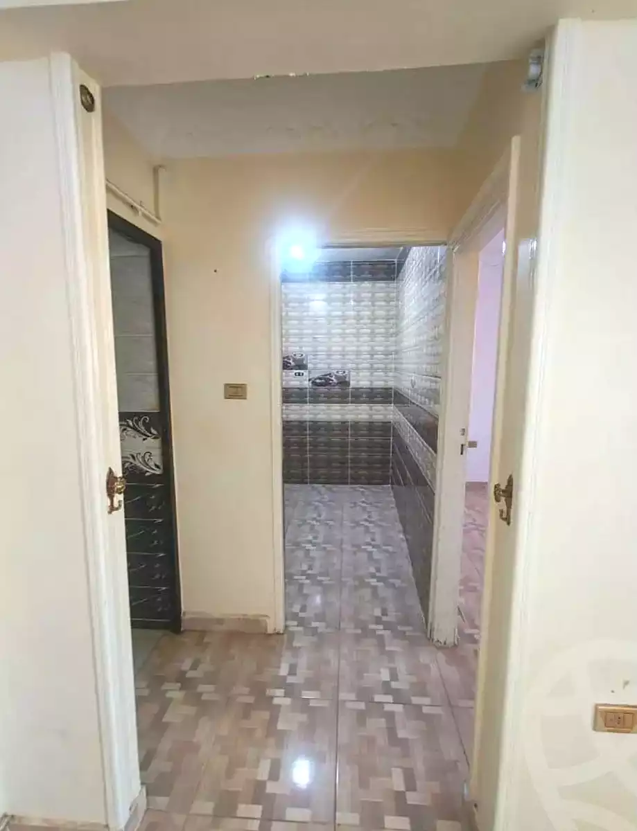 https://aqarmap.com.eg/en/listing/7152119-for-sale-alexandria-al-agamy-el-hanouvel-al-asdakaa-st