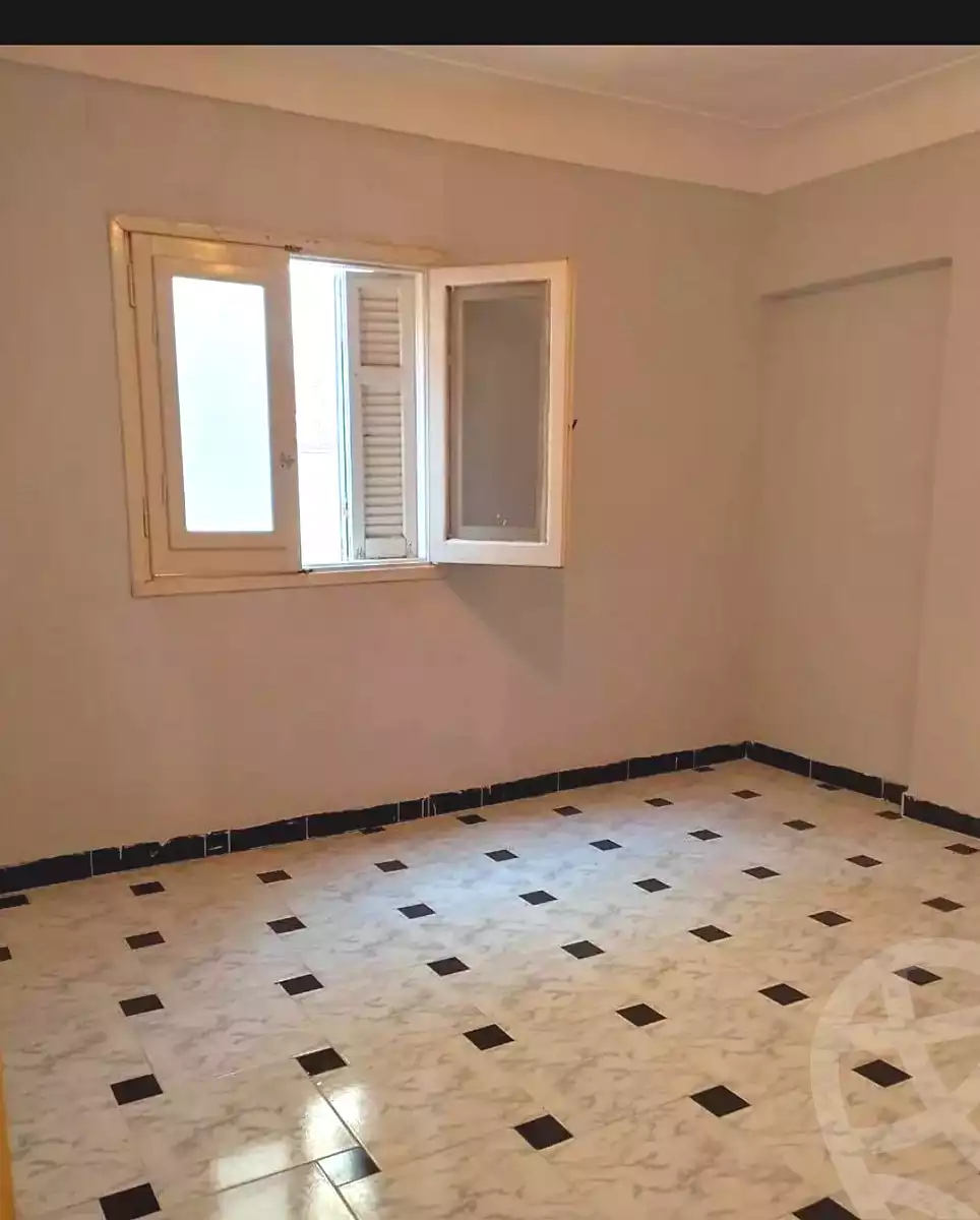 https://aqarmap.com.eg/en/listing/7152168-for-rent-alexandria-al-agamy-el-hanouvel-kasr-al-quiri-st-1