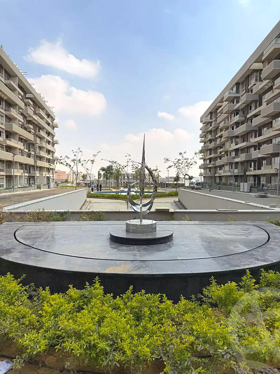 https://aqarmap.com.eg/en/listing/7152210-for-sale-cairo-new-administrative-capital-r7-scenario