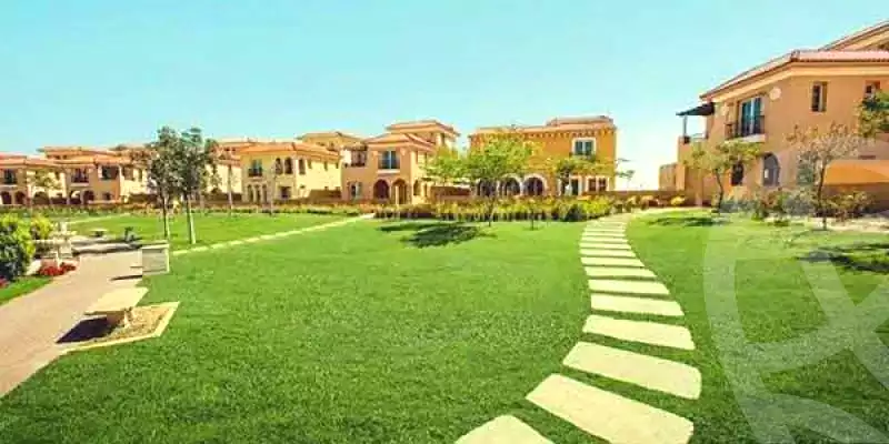 https://aqarmap.com.eg/en/listing/7152206-for-sale-cairo-new-cairo-compounds-hyde-park-centre-ville-hyde-park