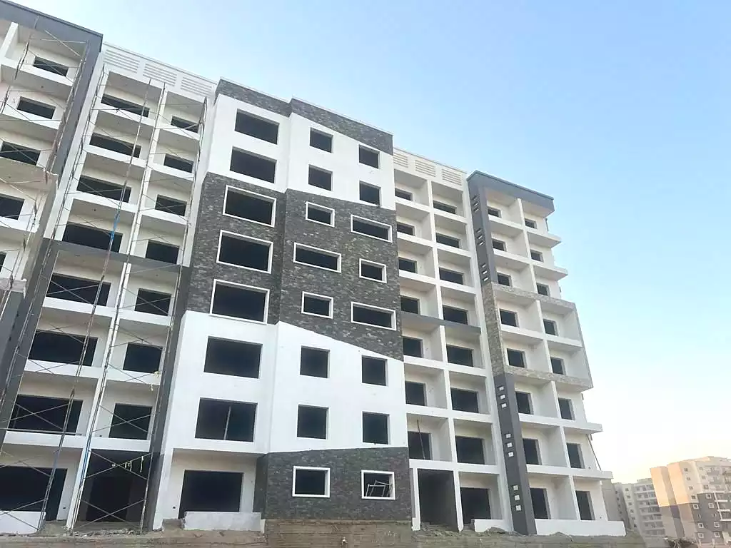 https://aqarmap.com.eg/ar/listing/7152271-for-sale-cairo-new-administrative-capital-r7-kmbwnd-dh-syty-fly-yjy-mstr
