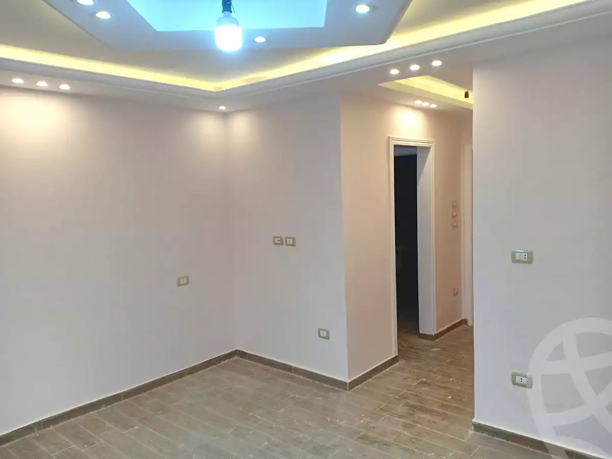 https://aqarmap.com.eg/en/listing/7152399-for-rent-cairo-el-sheikh-zayed-city-compounds-el-khamayel
