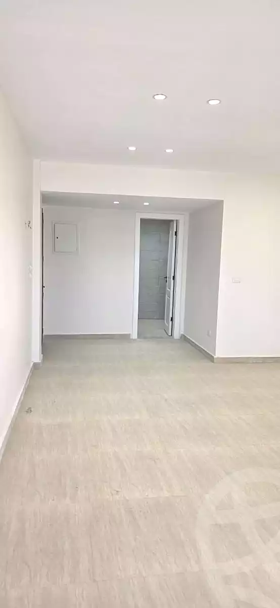 https://aqarmap.com.eg/ar/listing/7152531-for-rent-cairo-el-sheikh-zayed-city-compounds-jn-2