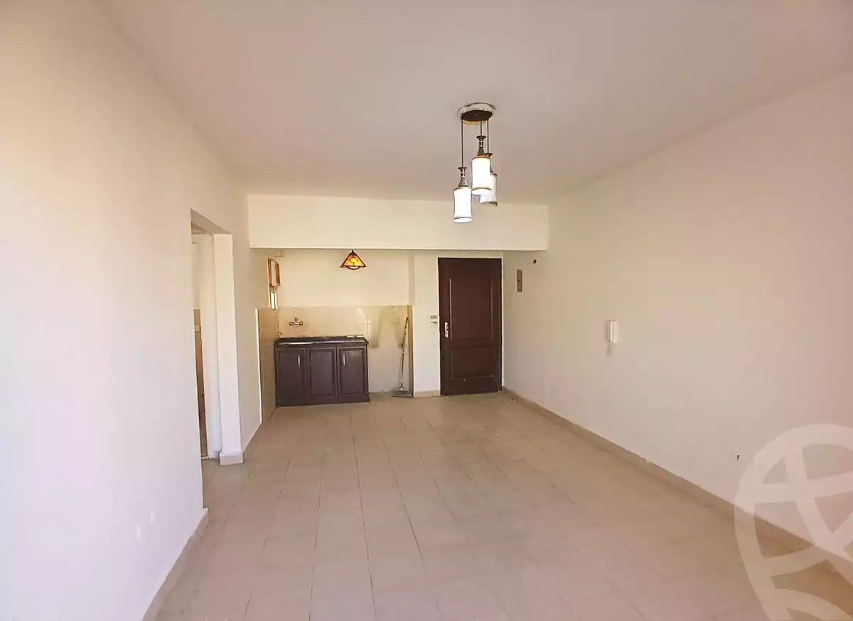 https://aqarmap.com.eg/ar/listing/7152554-for-rent-cairo-6th-of-october-el-ahyaa-neighborhood-12th-street-6