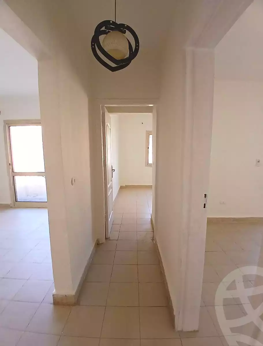 https://aqarmap.com.eg/ar/listing/7152554-for-rent-cairo-6th-of-october-el-ahyaa-neighborhood-12th-street-6