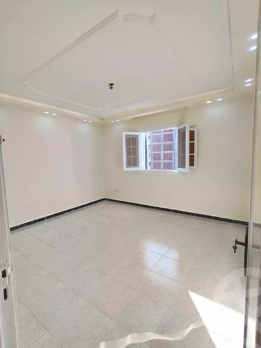 https://aqarmap.com.eg/ar/listing/7152824-for-sale-alexandria-sydy-bshr-sydy-bshr-bhry-gamal-abd-el-nasir-st