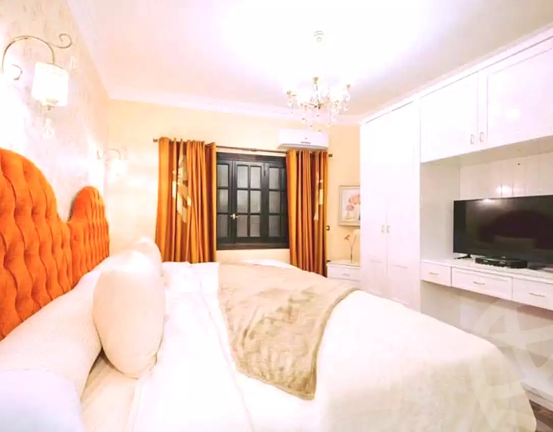 https://aqarmap.com.eg/ar/listing/7152879-for-sale-cairo-new-cairo-ganob-el-akadamiya-south-academy-a-zaid-ebn-haretha-st