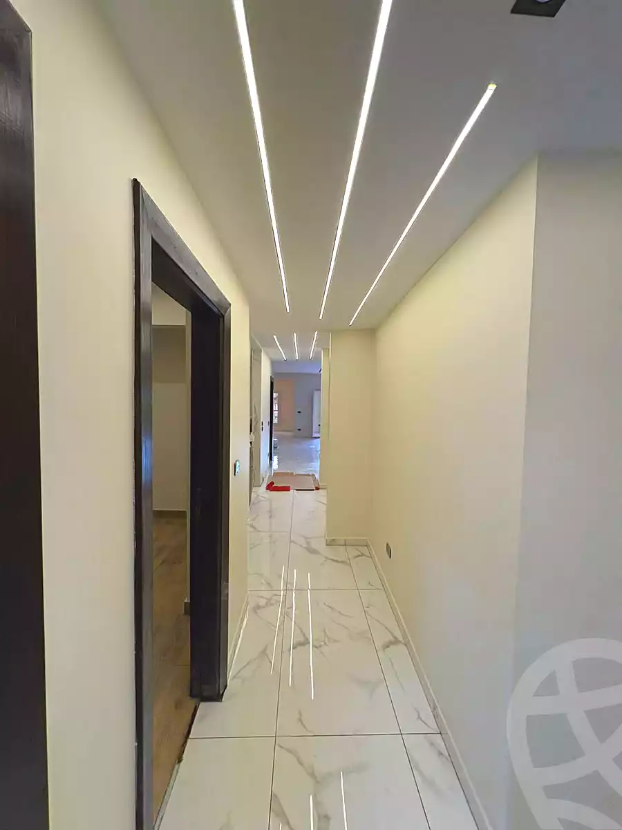 https://aqarmap.com.eg/ar/listing/7153067-for-sale-cairo-new-cairo-ganob-el-akadamiya-south-academy-h-salem-mohamed-moussa-st