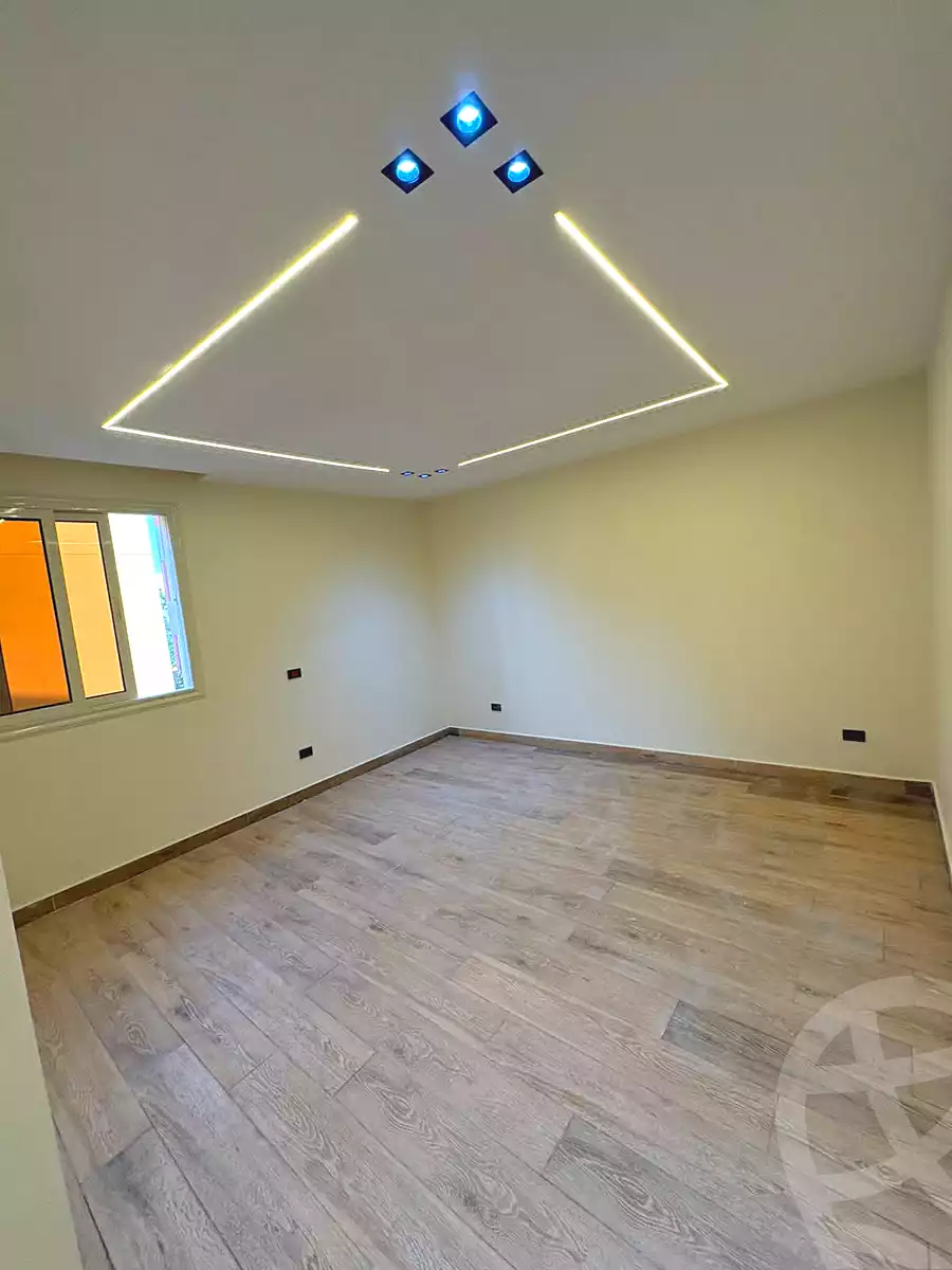 https://aqarmap.com.eg/ar/listing/7153067-for-sale-cairo-new-cairo-ganob-el-akadamiya-south-academy-h-salem-mohamed-moussa-st