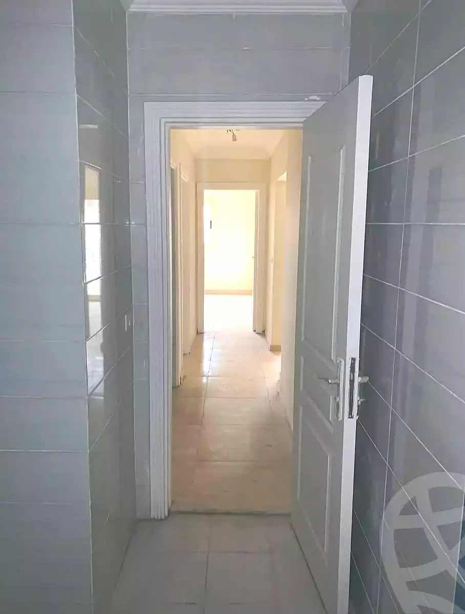 https://aqarmap.com.eg/ar/listing/7153143-for-sale-alexandria-lsywf-city-light-compound