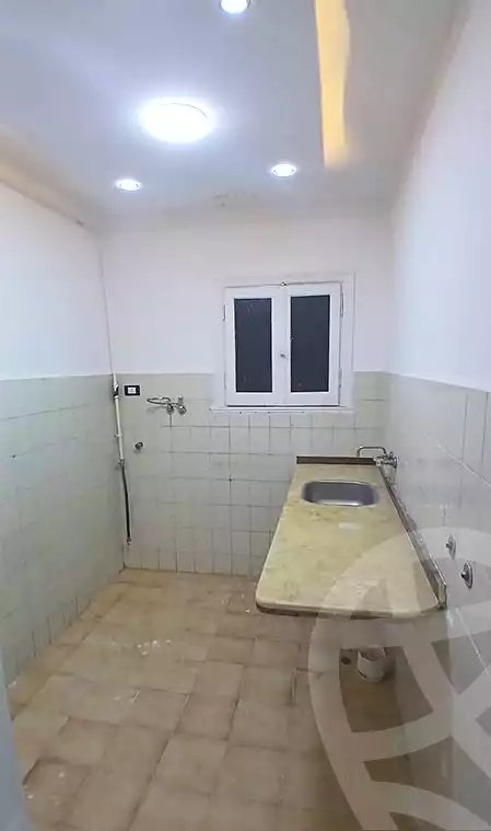 https://aqarmap.com.eg/ar/listing/7153283-for-sale-alexandria-al-agamy-lbytsh-bianchiii