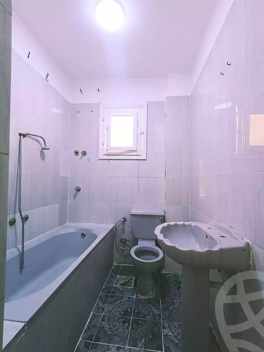 https://aqarmap.com.eg/ar/listing/7153736-for-sale-alexandria-al-agamy-shataa-el-nakheel