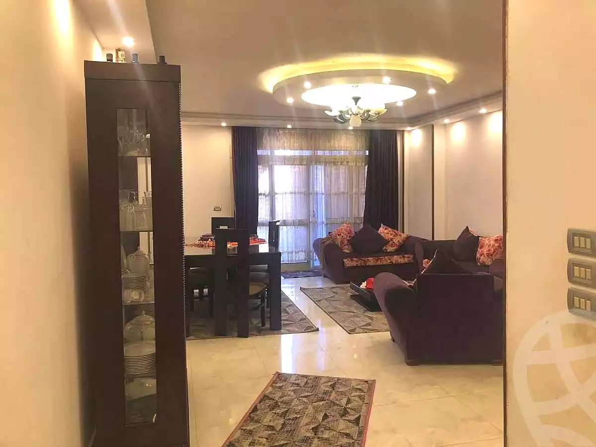 https://aqarmap.com.eg/ar/listing/7153785-for-sale-cairo-helwan-hadayek-helwan-nile-corniche-st
