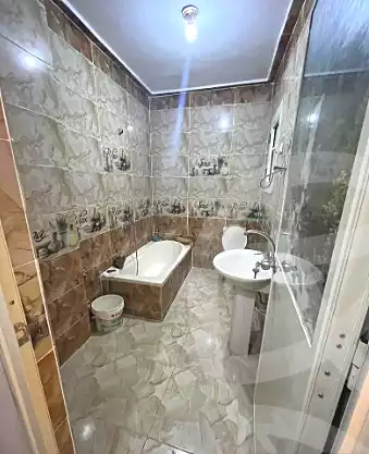 https://aqarmap.com.eg/en/listing/7153965-for-sale-alexandria-al-agamy-el-hanouvel-el-zahraa-city-st