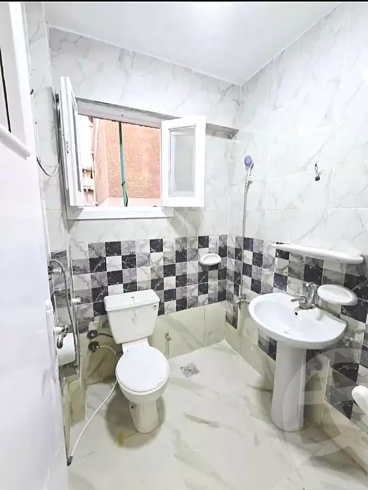 https://aqarmap.com.eg/en/listing/7154169-for-sale-alexandria-al-agamy-shataa-el-nakheel