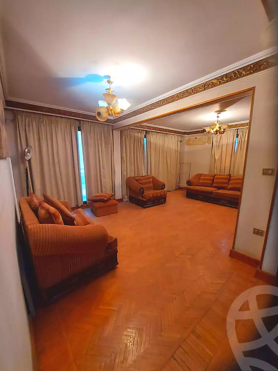 https://aqarmap.com.eg/en/listing/7154213-for-sale-cairo-helwan-helwan-el-sharkeya-borhan-st