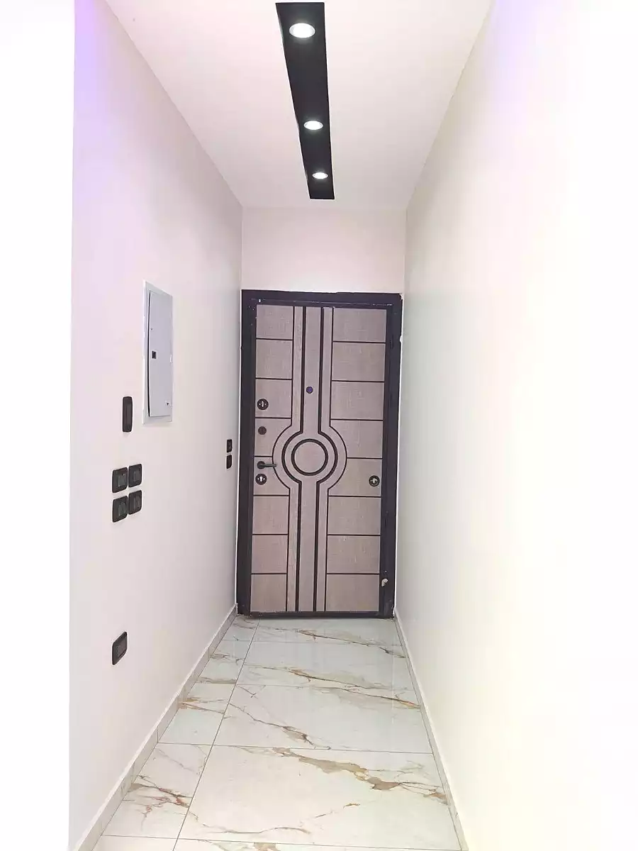 https://aqarmap.com.eg/en/listing/7154217-for-sale-cairo-helwan-hadayek-helwan-nile-corniche-st