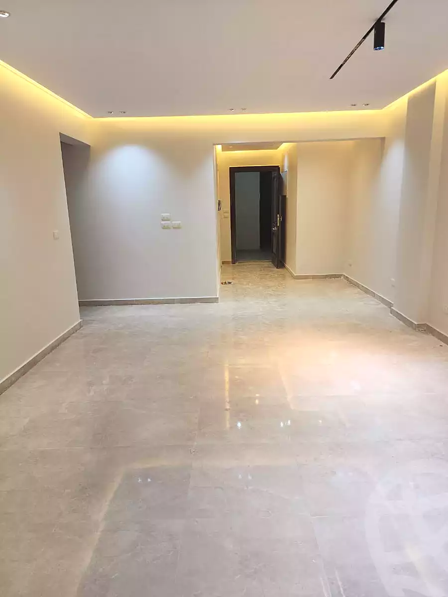 https://aqarmap.com.eg/ar/listing/7154570-for-rent-cairo-el-sheikh-zayed-city-compounds-jn-2