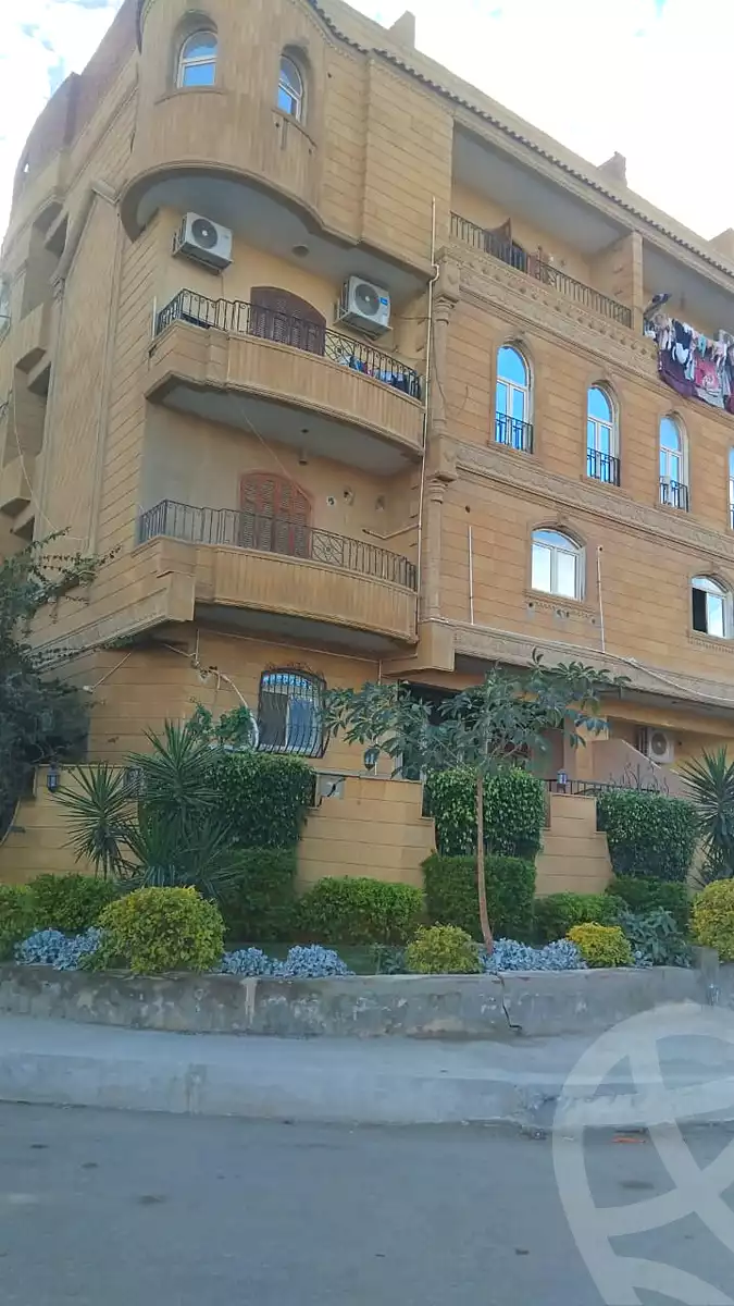 https://aqarmap.com.eg/ar/listing/7154799-for-rent-cairo-el-sheikh-zayed-city-el-hay-elawel-street-24