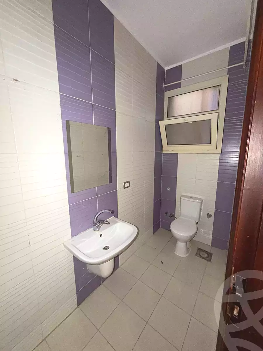https://aqarmap.com.eg/ar/listing/7154812-for-rent-cairo-el-sheikh-zayed-city-el-hay-elawel-street-10