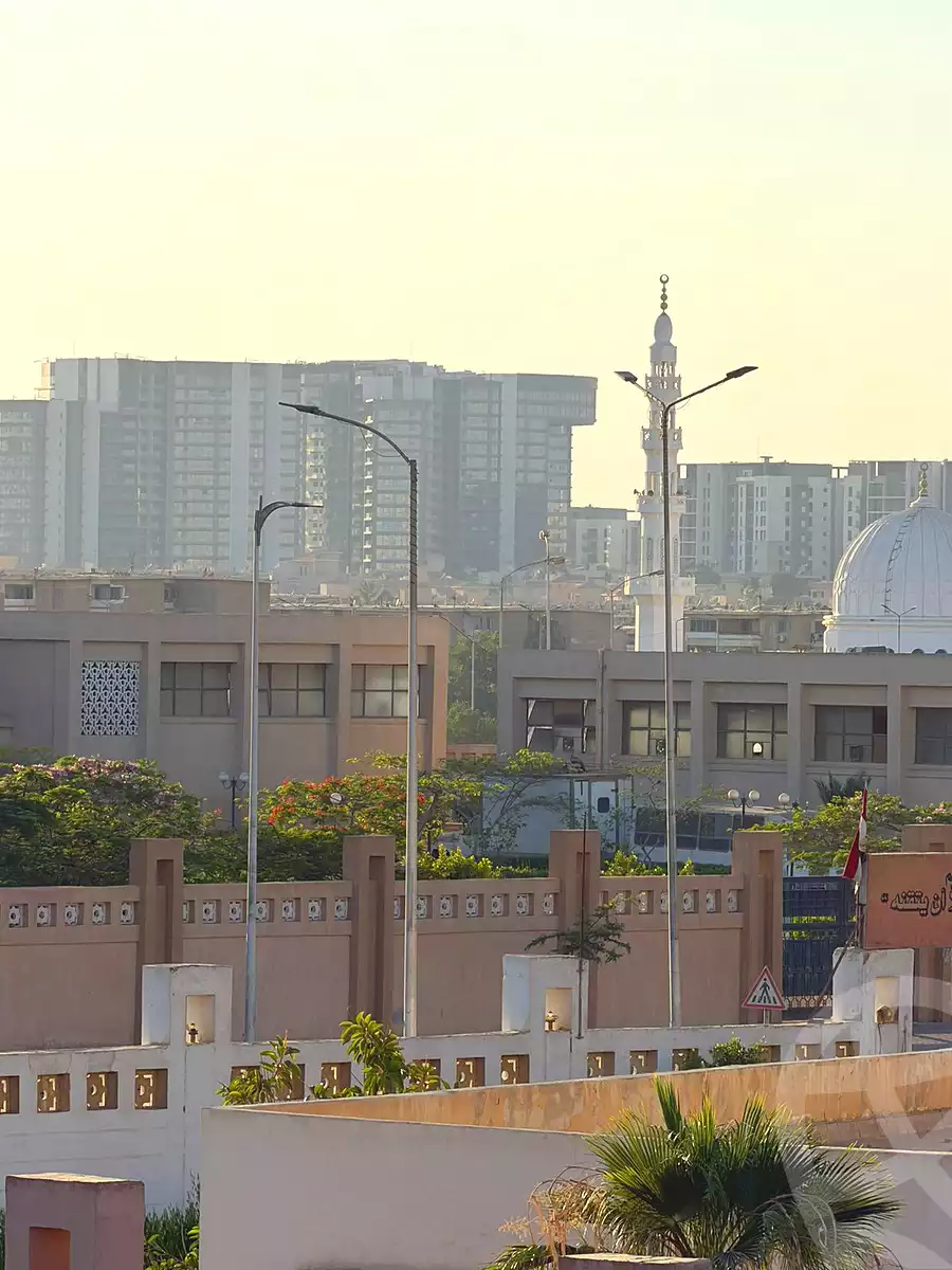 https://aqarmap.com.eg/ar/listing/7154812-for-rent-cairo-el-sheikh-zayed-city-el-hay-elawel-street-10
