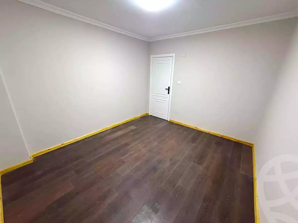 https://aqarmap.com.eg/en/listing/7154825-for-sale-cairo-helwan-helwan-el-sharkeya-khesro-basha-st
